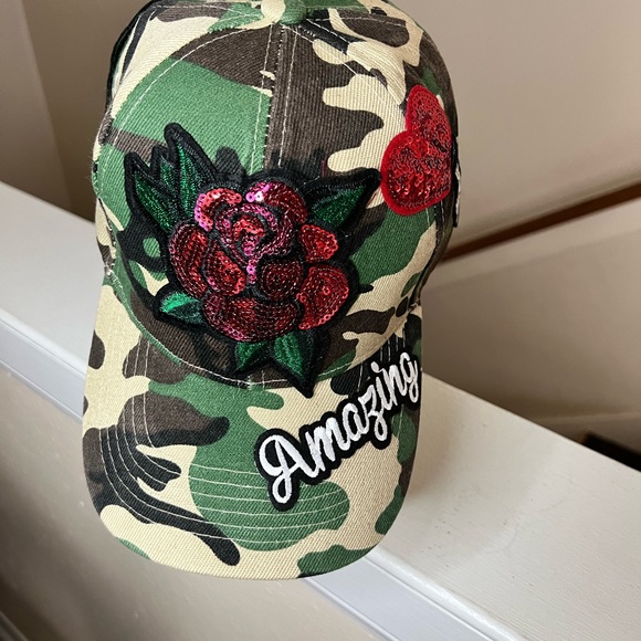 “Love in Paris” Adjustable Camo Cap - Picture 2 of 4